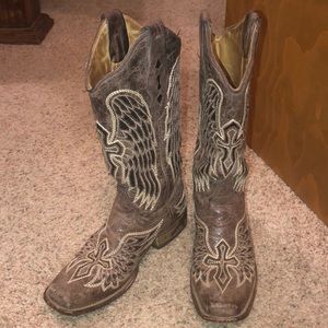 Corral Cross Inlay Boots